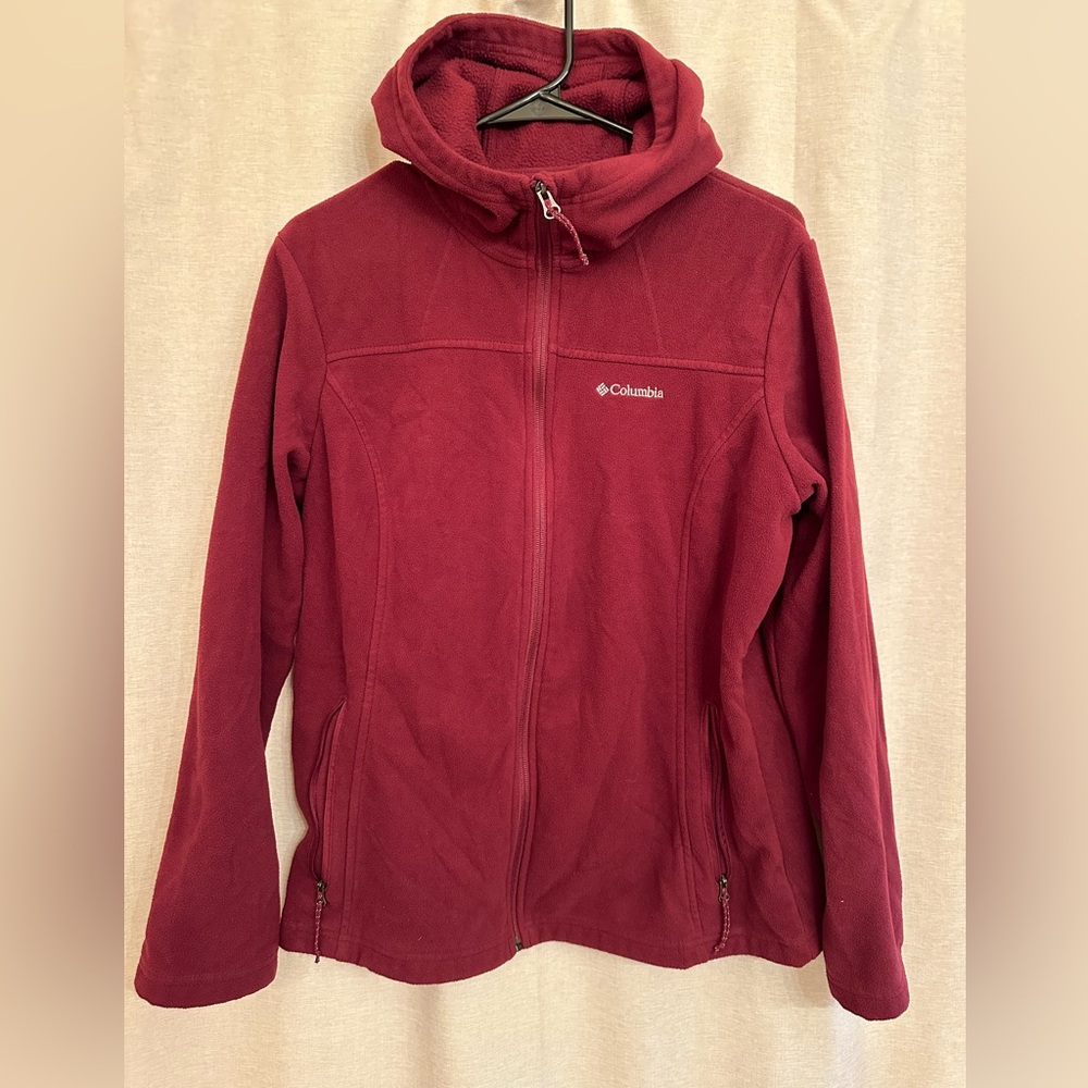 Columbia sweatshirt